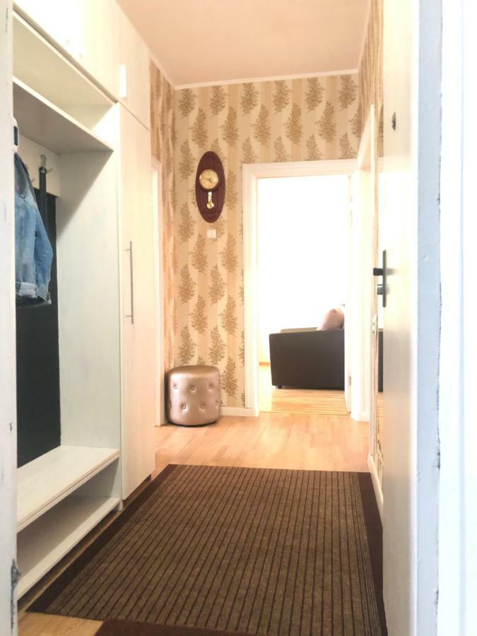 Cozy Three-Room Apartment With Mountain View Алма Ата Екстериор снимка